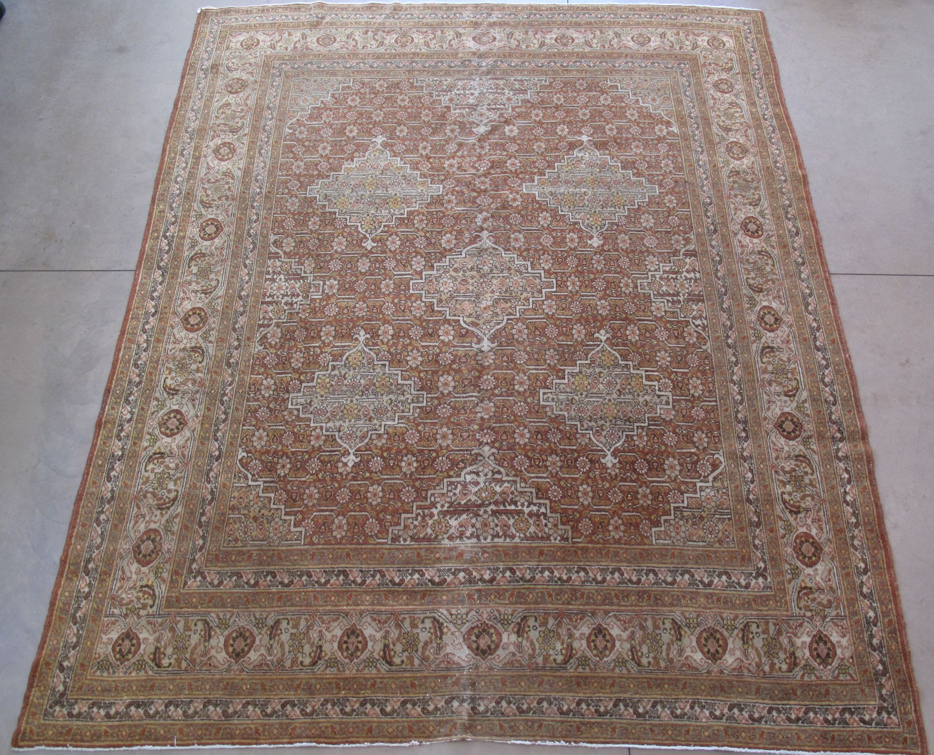 Antique Haji Jaleli Tabriz | 250507A | 8'1